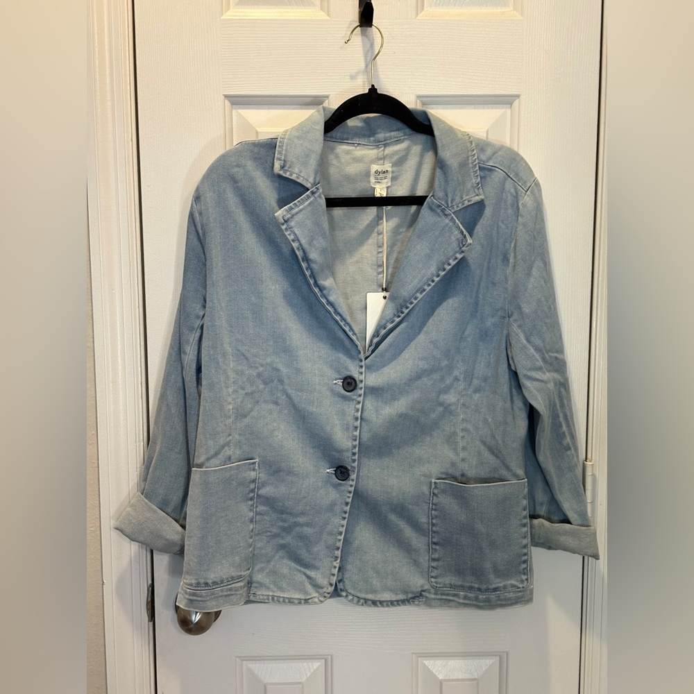 NWT Dylan Denim Blue Women's Jacket Size Large